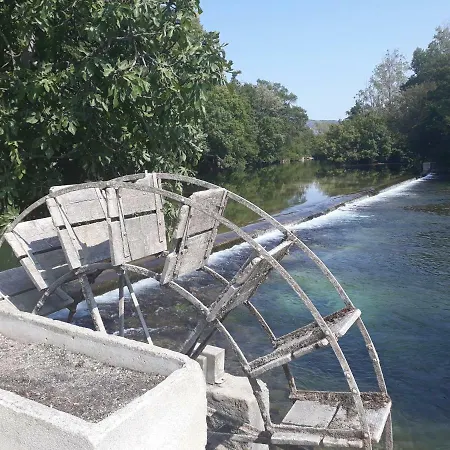 Mas Et De La Picholine
