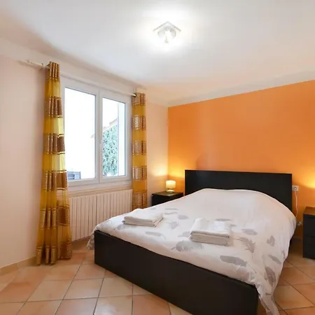 Holiday home Mas Et De La Picholine
