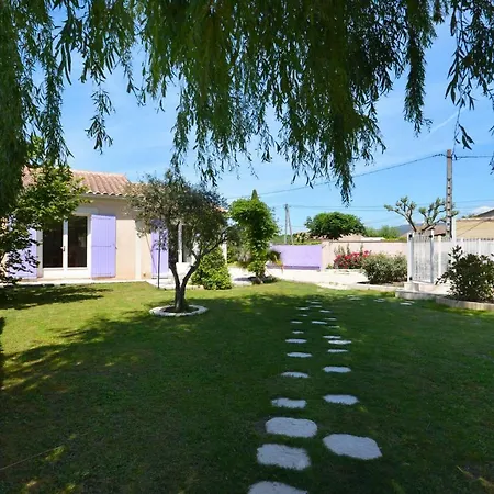 Holiday home Mas Et De La Picholine *